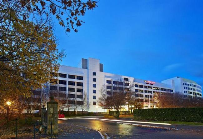 Crowne Plaza Canberra,Canberra:Photos,Reviews,Deals