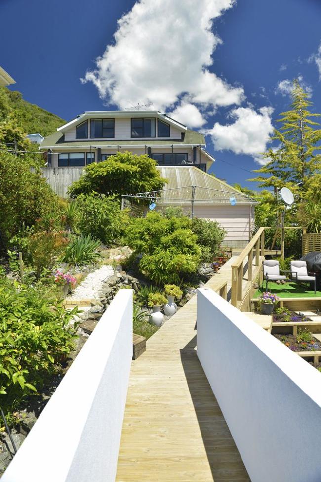 Anchor Down Bed & Breakfast,BlenheimPhotos,Reviews,Deals