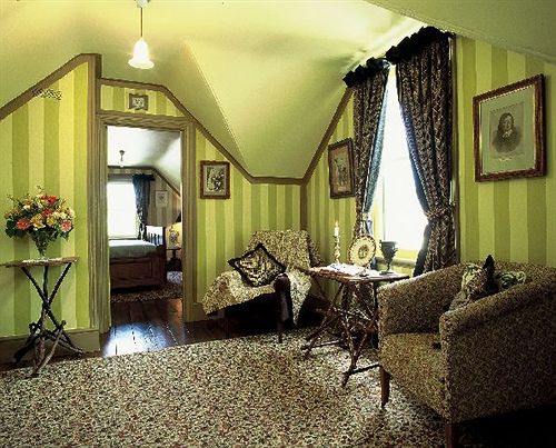 The Corinda Collection,Hobart:Photos,Reviews,Deals