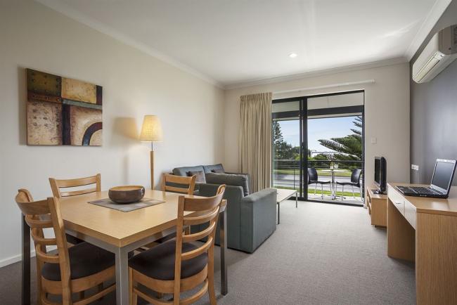 Quest Bunbury Apartment Hotel,Bunbury:Photos,Reviews,Deals